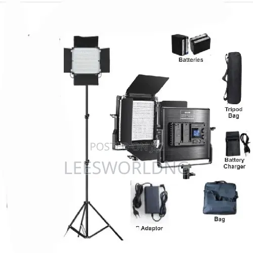 Led 660 Professional Photos and Videos Light
