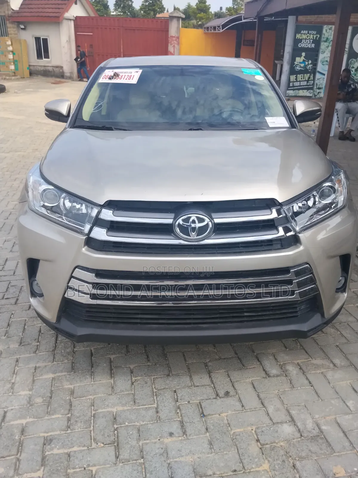 Toyota Highlander 2017 Gold