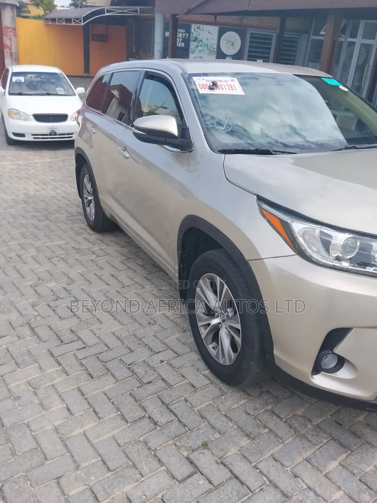 Toyota Highlander 2017 Gold