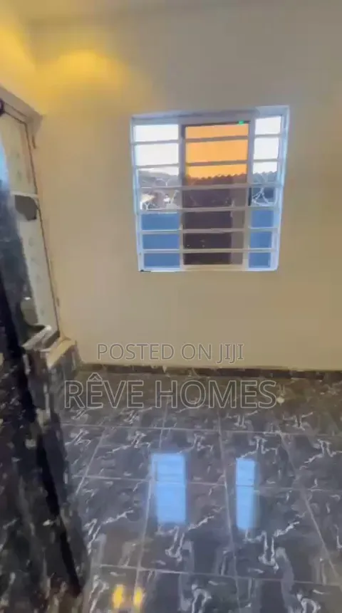 Studio Apartment in Bariga for rent