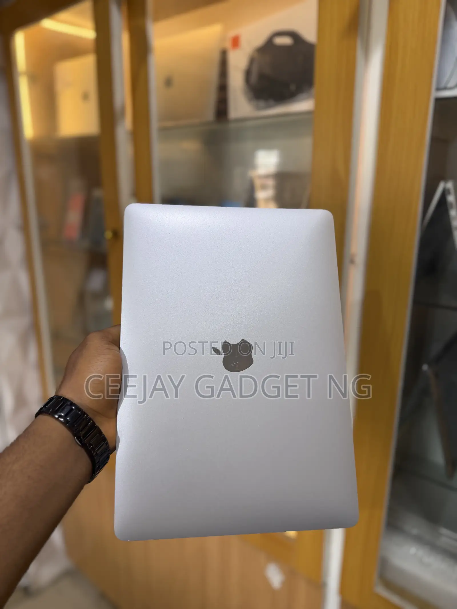 Laptop Apple MacBook Air 2020 M1 8GB Apple M1 SSD 256GB