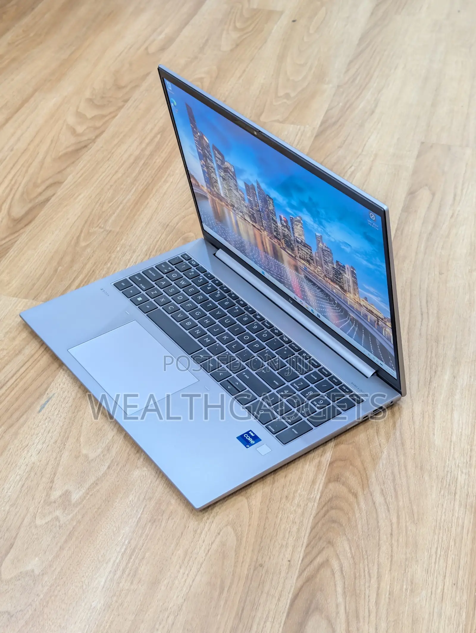 Laptop HP ZBook Firefly 16 G10 32GB Intel Core i7 SSD 512GB