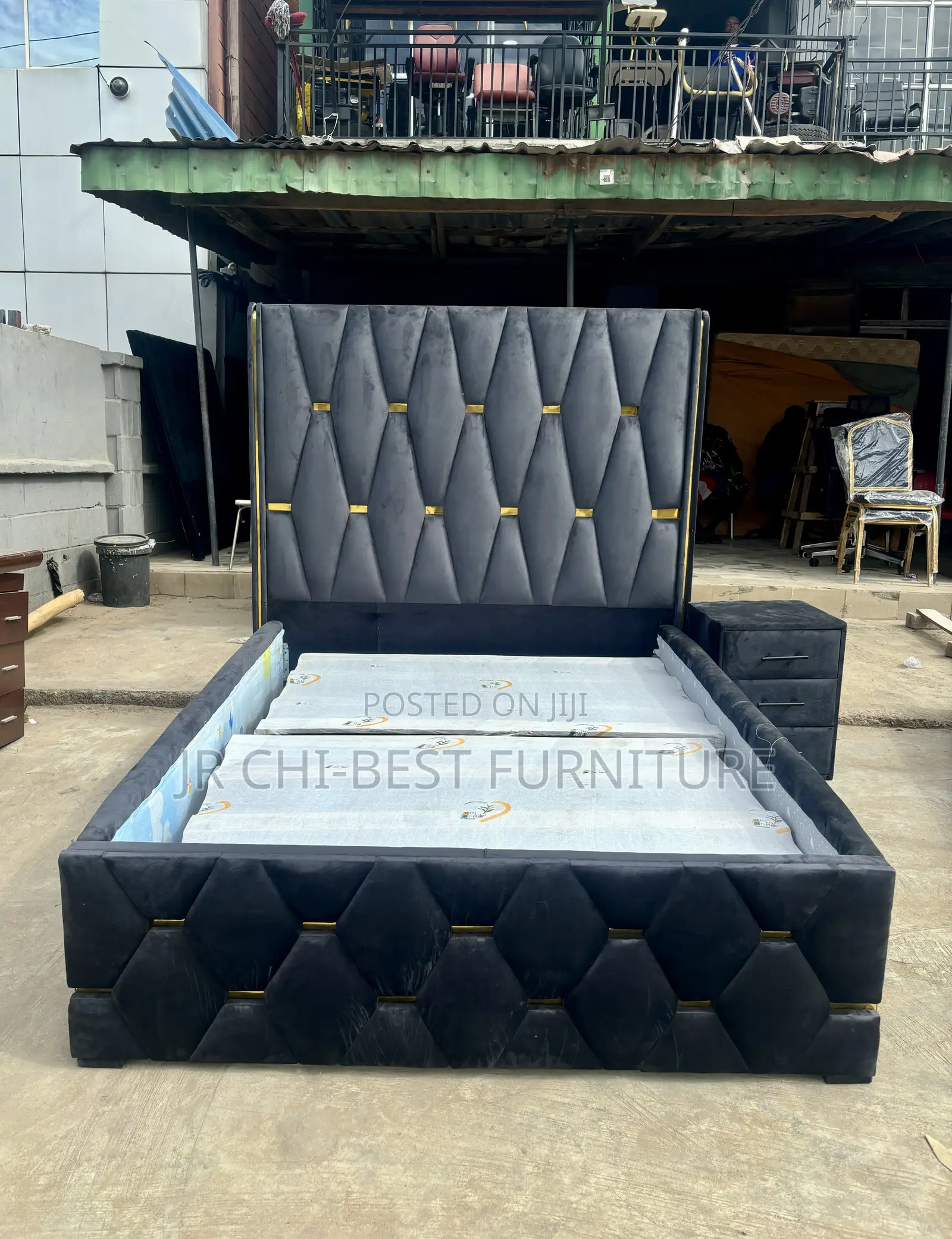 Strongly Durable 4.5 by 6 Upholstery Wooden HDF Bedframe