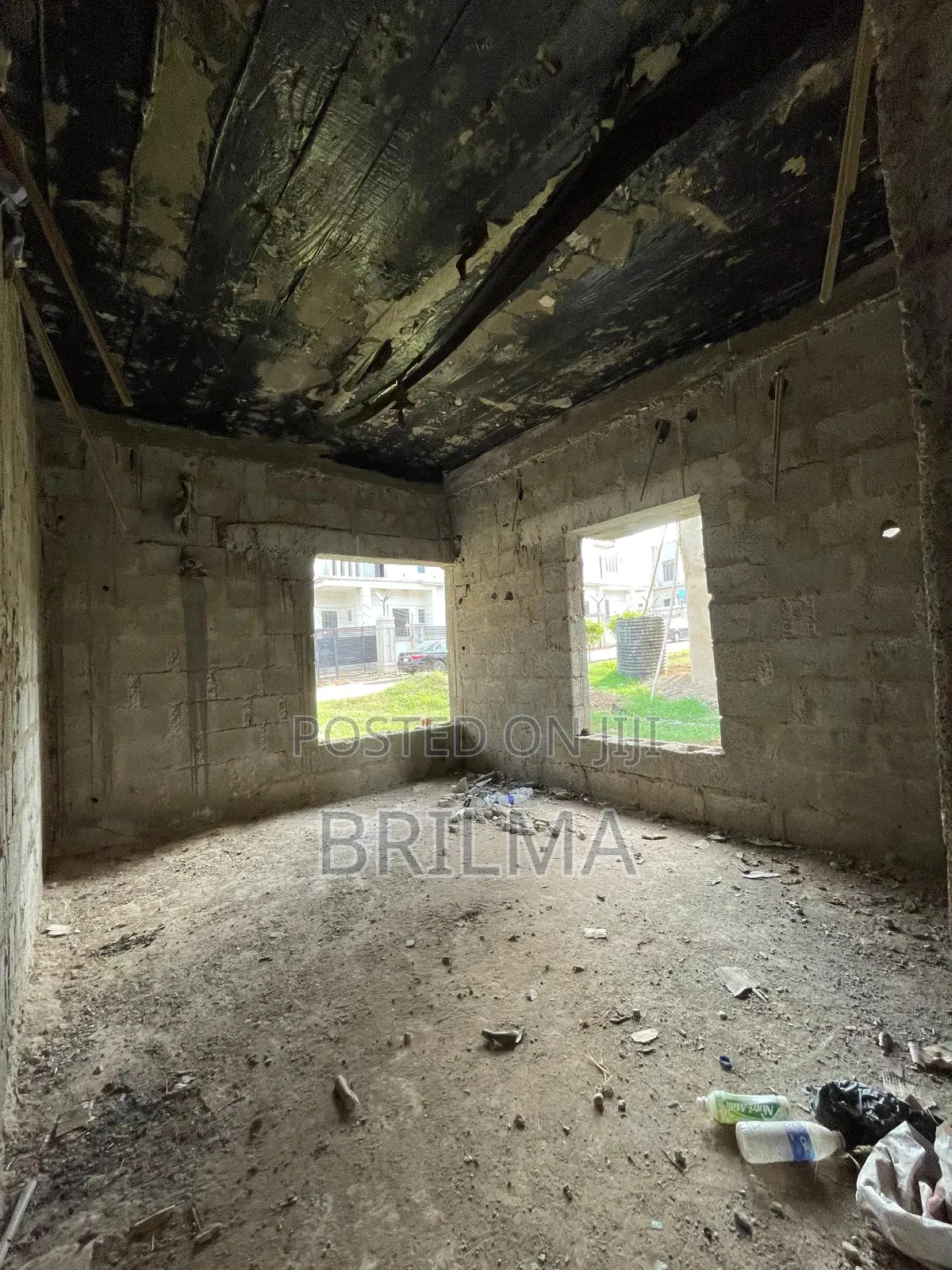 5bdrm Duplex in Life Camp for sale