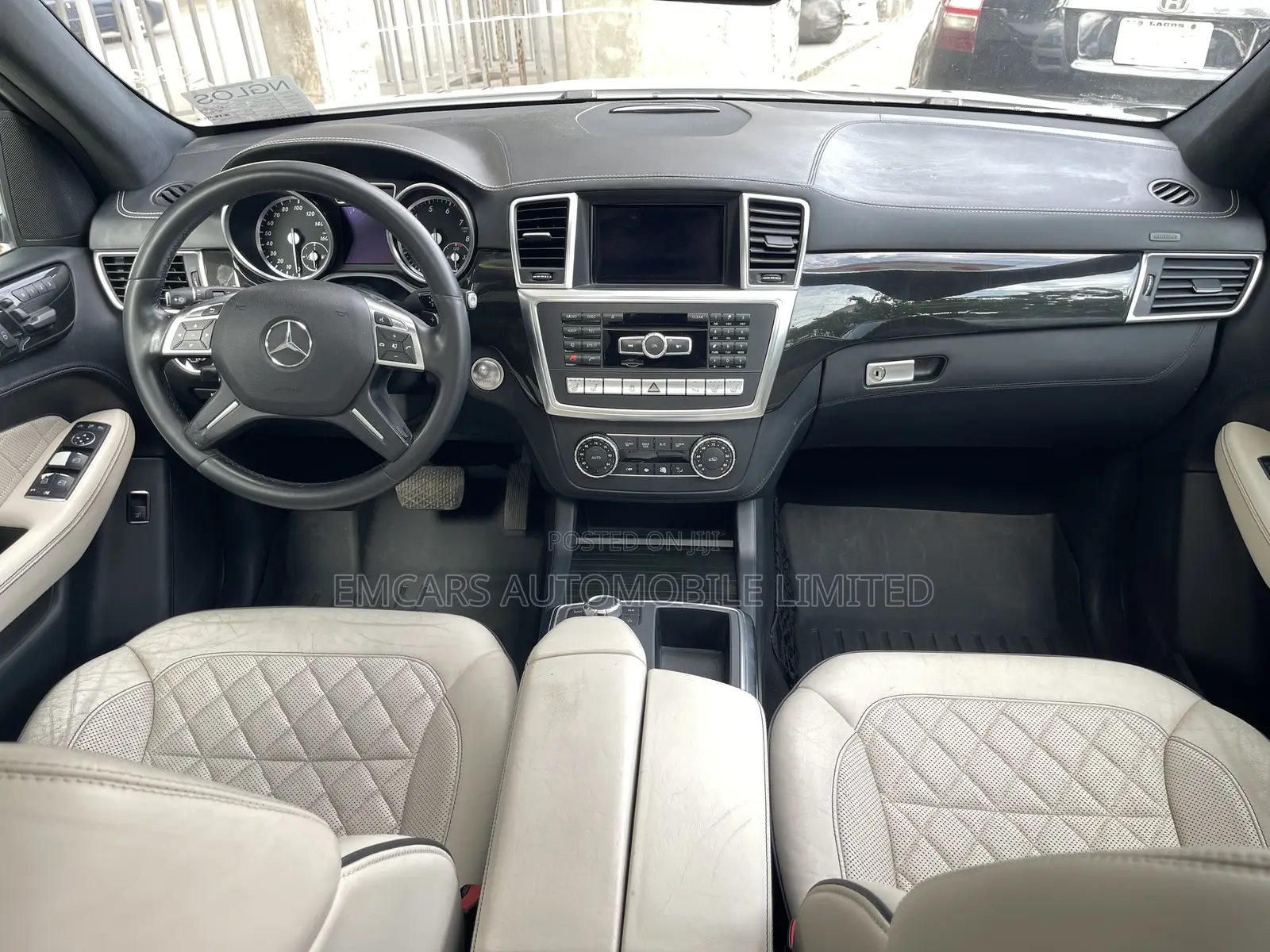 Mercedes-Benz M Class ML350 4MATIC 4dr SUV AWD (3.5L 6cyl 7A) 2015 White