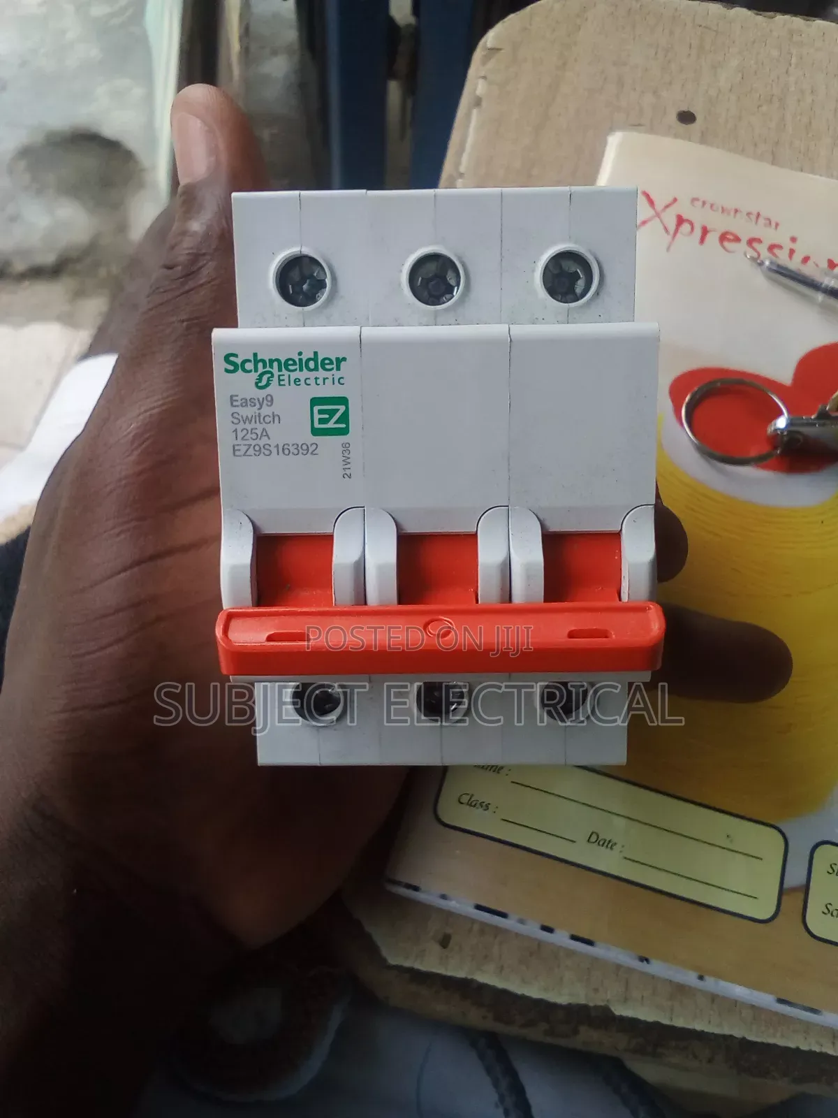 125amps 3pole Main Control Schneider