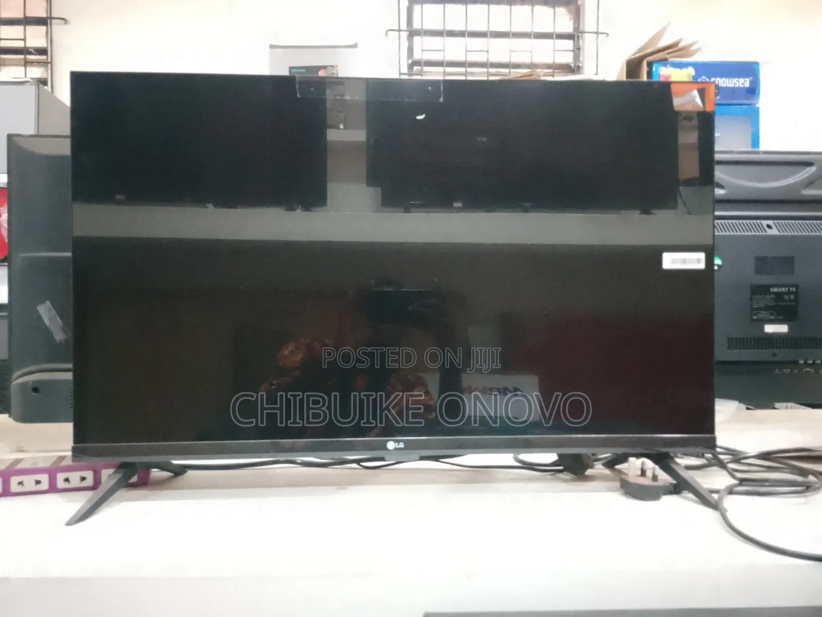 32inches Smart Television