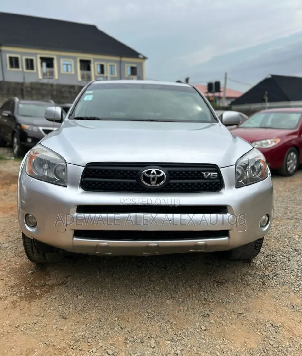 Toyota RAV4 3.5 2008 Silver