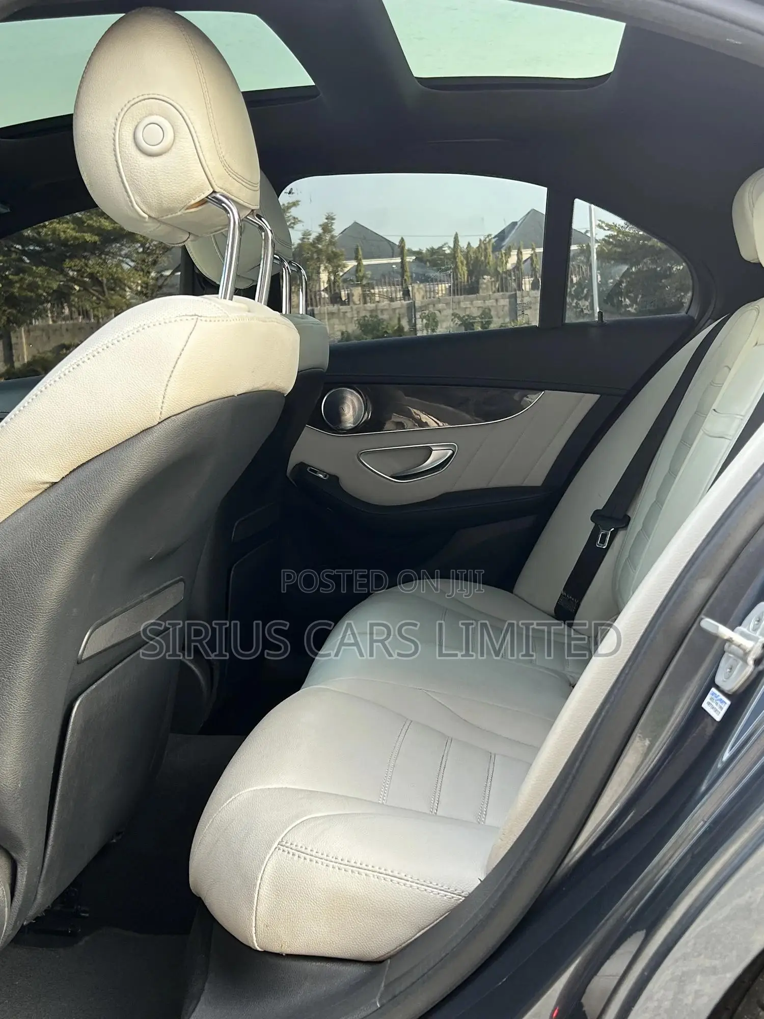 Mercedes-Benz C400 4Matic AWD Sedan (3.0L V6 7A) 2015 Gray