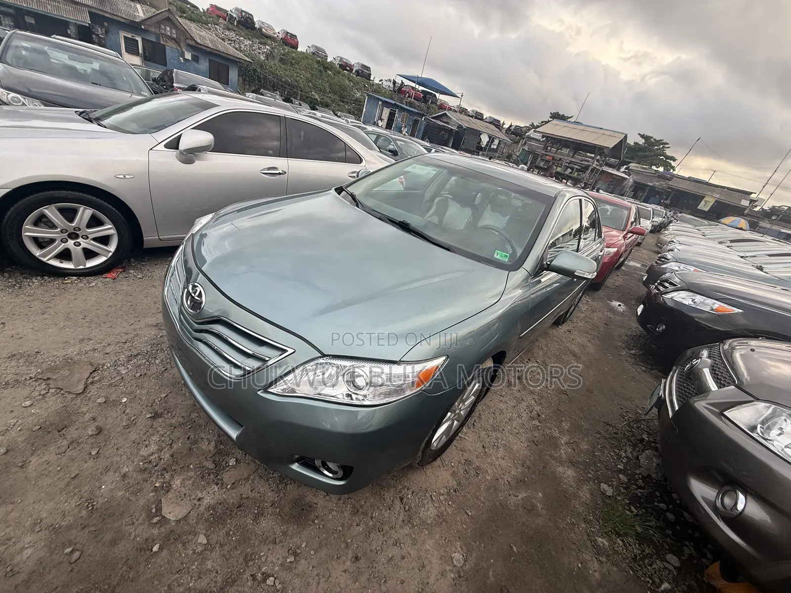 Toyota Camry XLE V6 4dr Sedan (3.5L 6cyl 6AM) 2010 Blue