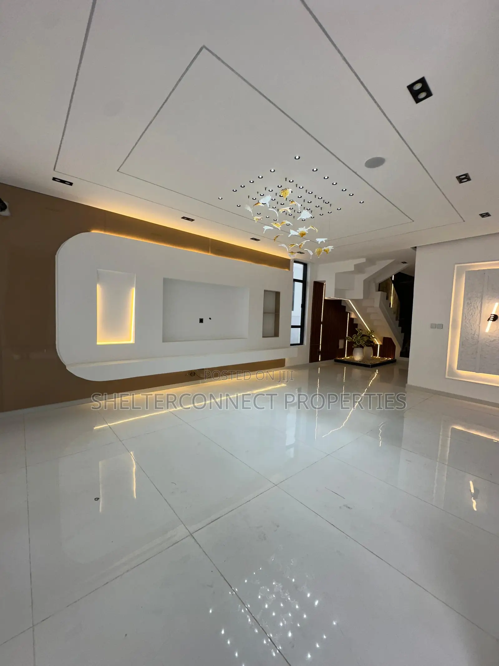 5bdrm Duplex in Dafodil Estate for rent
