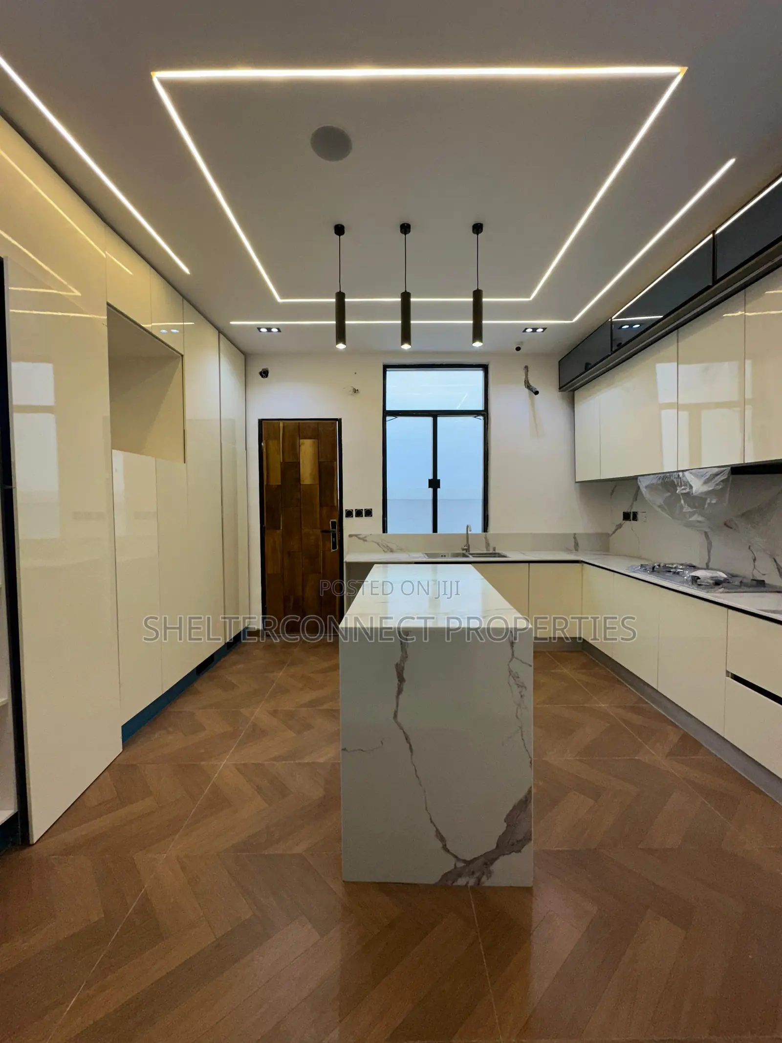 5bdrm Duplex in Dafodil Estate for rent