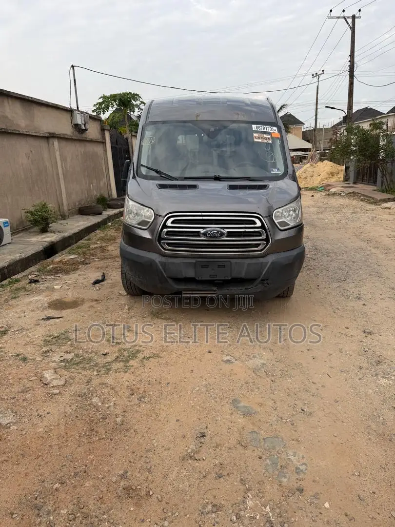 Ford Transit 2015 Gray
