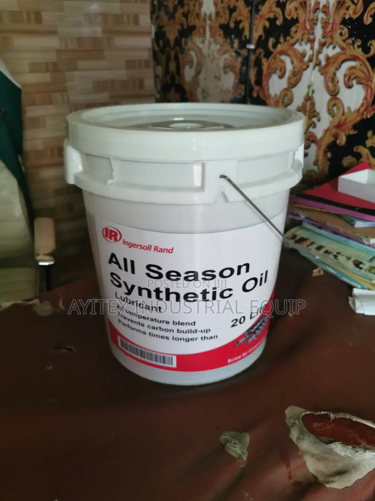 Screw Air Compressor Oil Work Both High and Low Temperature Resistant