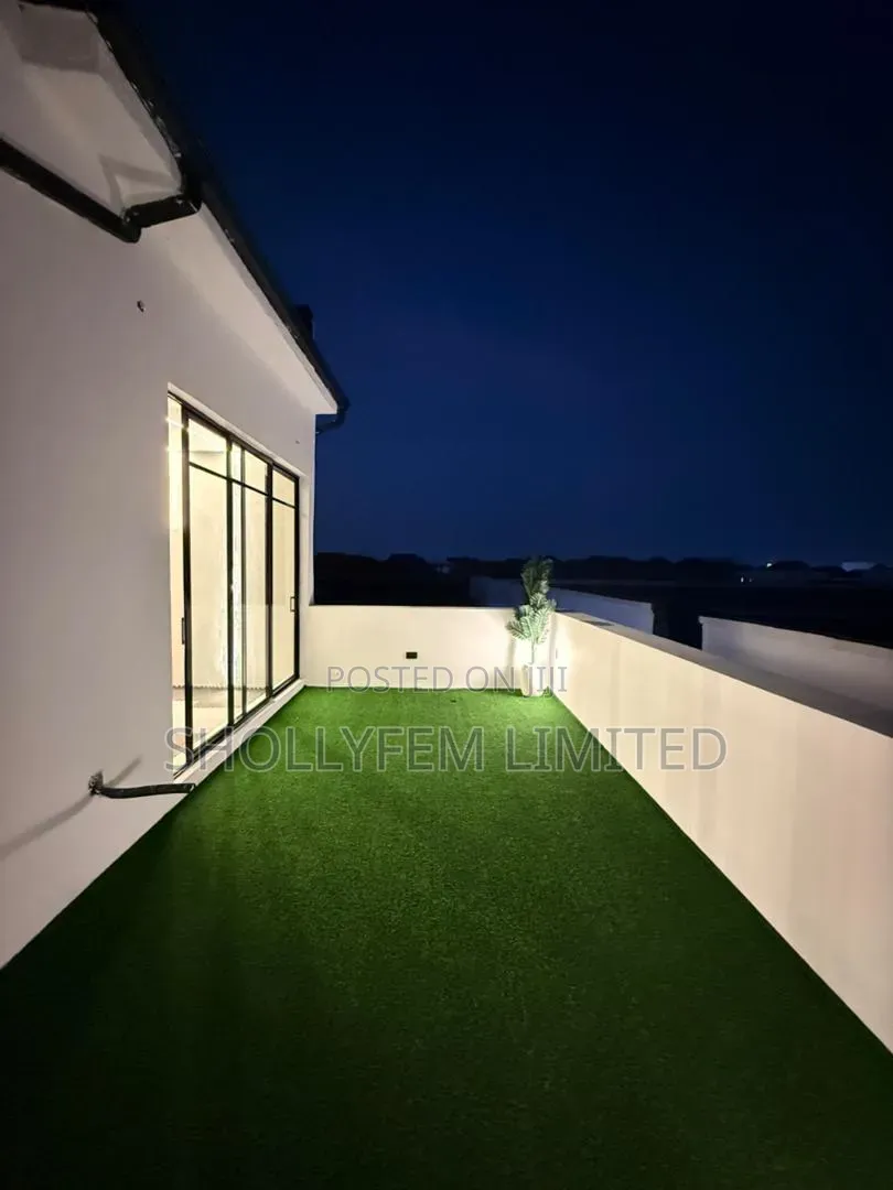 Furnished 5bdrm Duplex in Orchid Lekki for sale