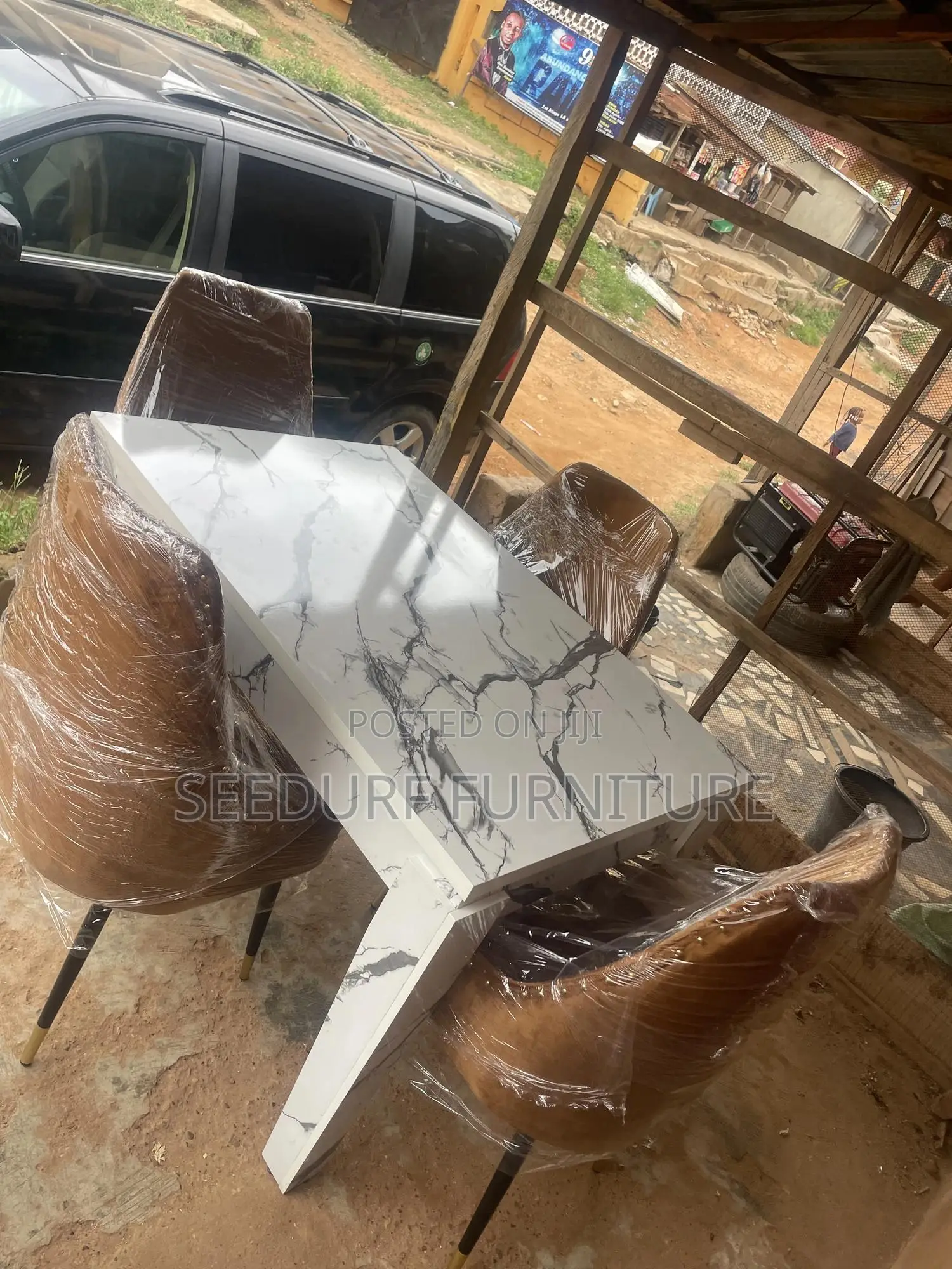 A 4 Seat Dinning Set Available on Demand