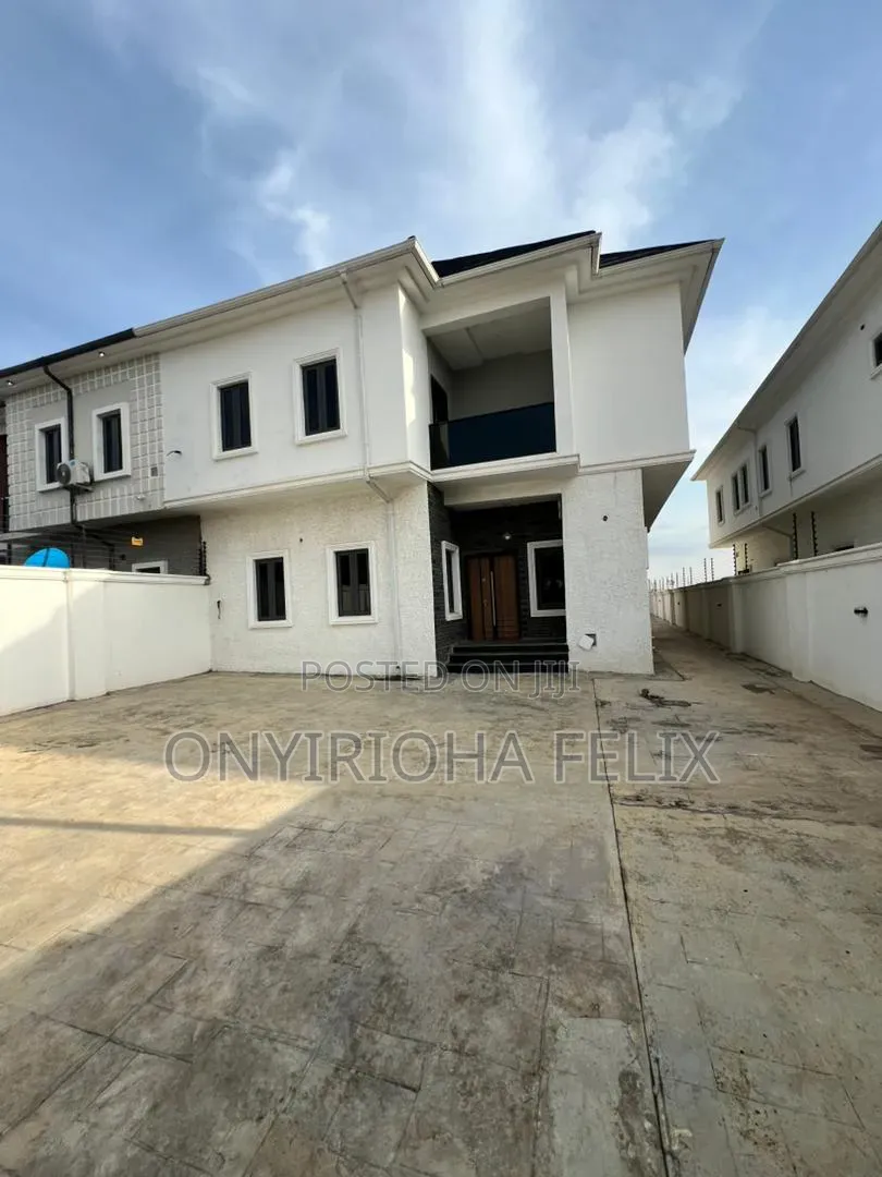 4bdrm Duplex in Karsana for sale