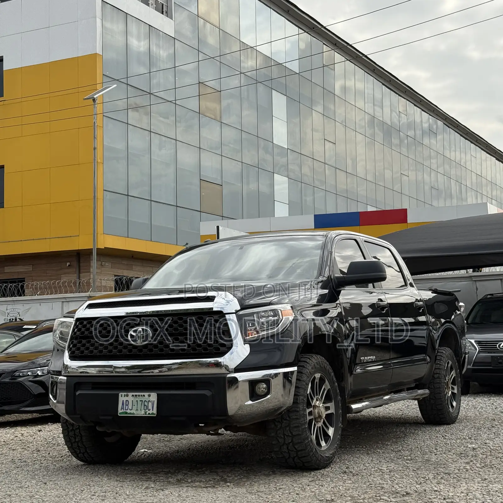 Toyota Tundra 2013 Black