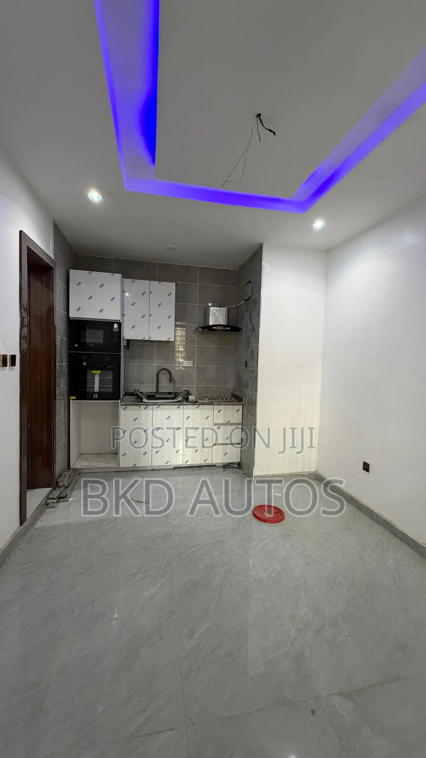 2bdrm Apartment in Surulere for sale