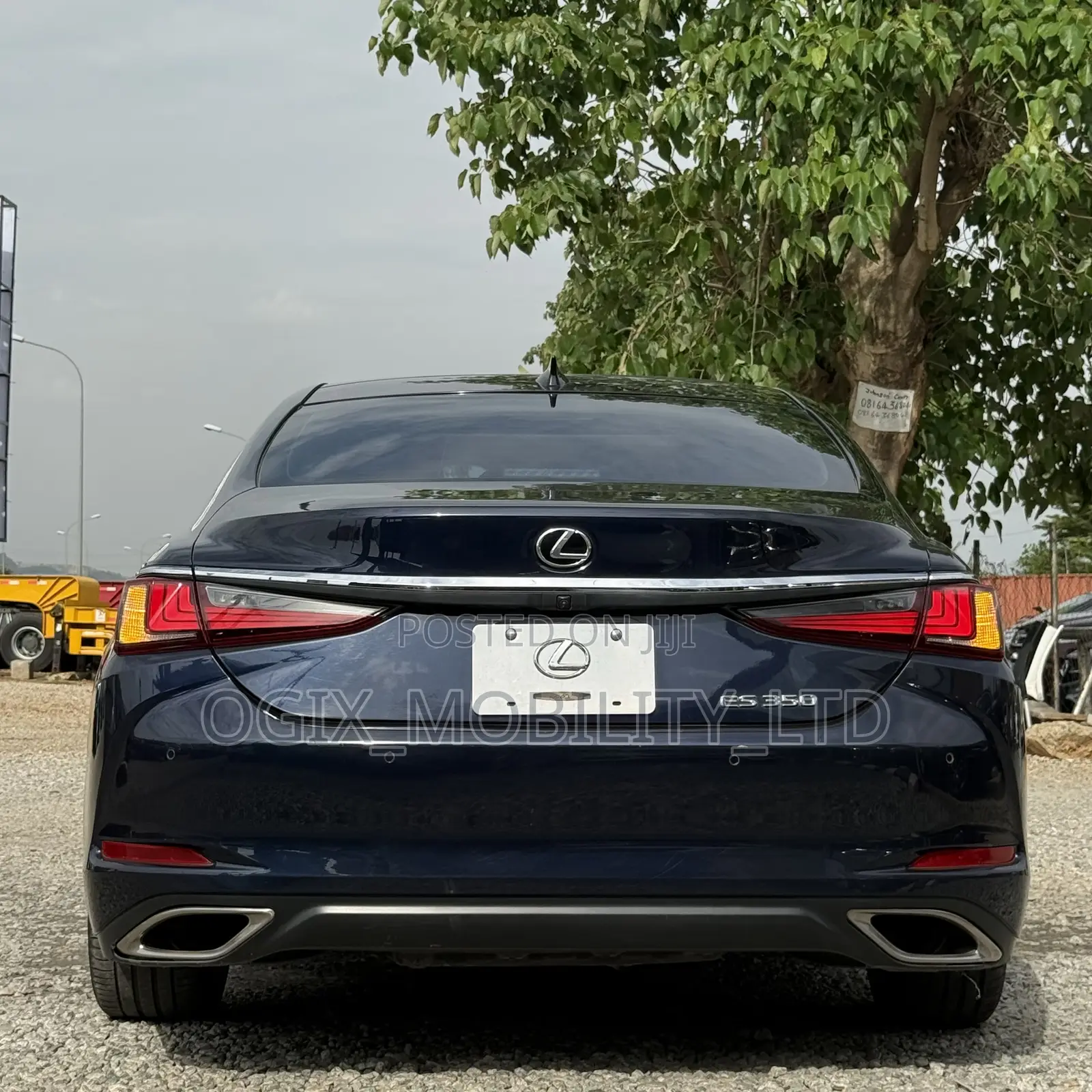 Lexus ES 2020 Blue