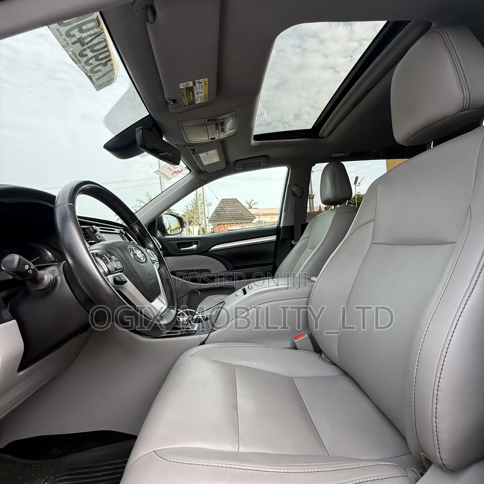 Toyota Highlander 2018 Blue