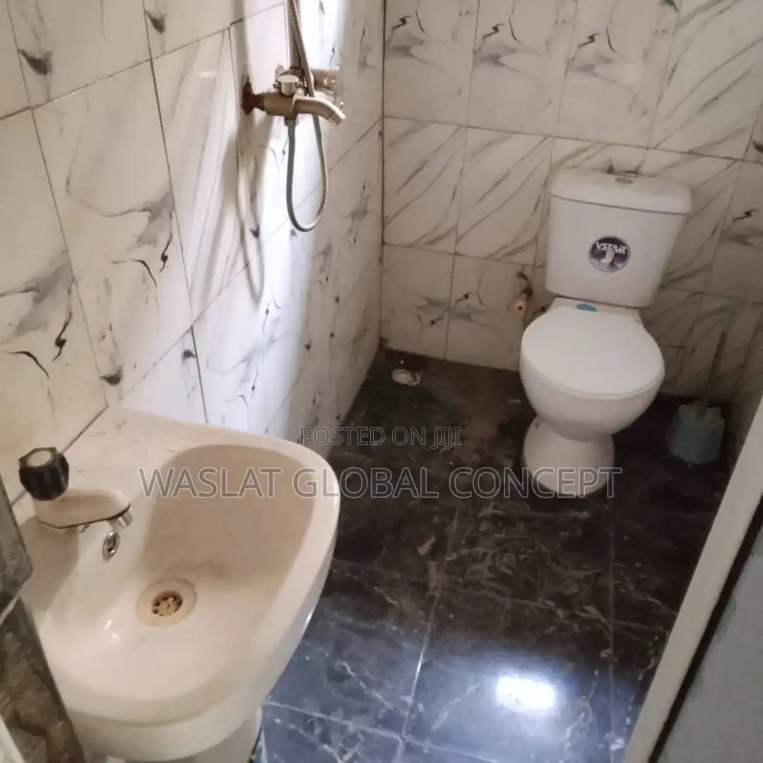 2bdrm Bungalow in Lajomo Estate, Osogbo for rent