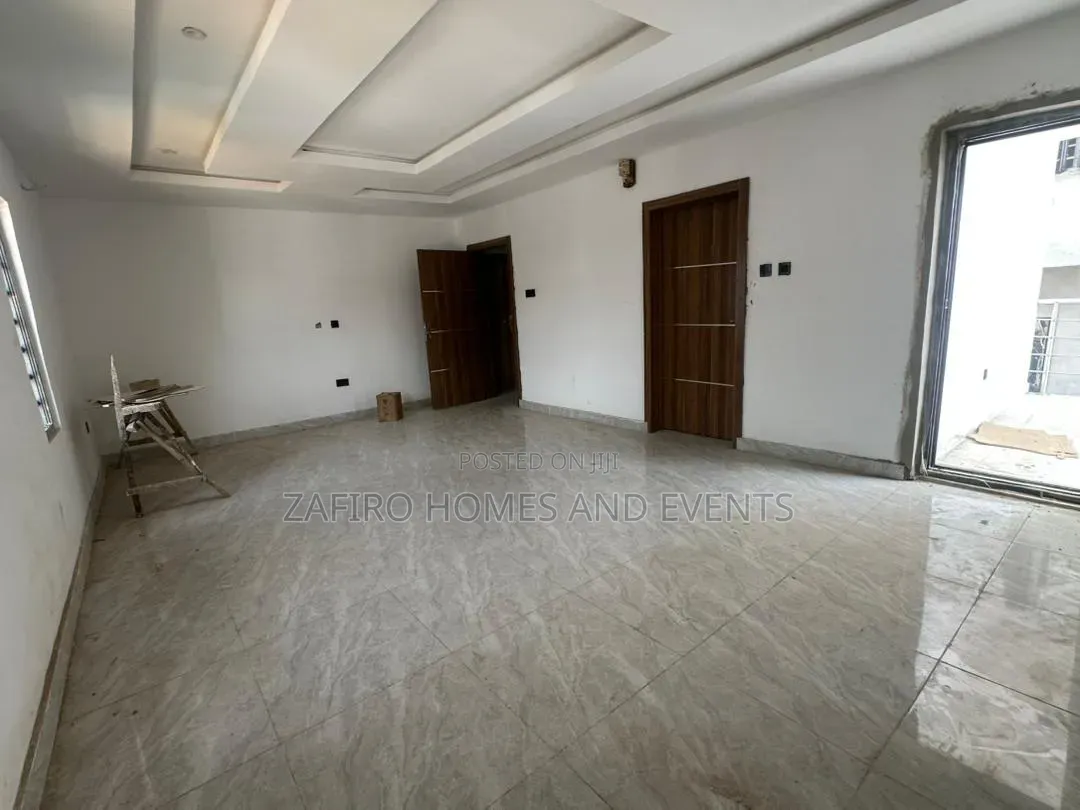 4bdrm Duplex in Dejo Oyelese Old, Ibadan for sale
