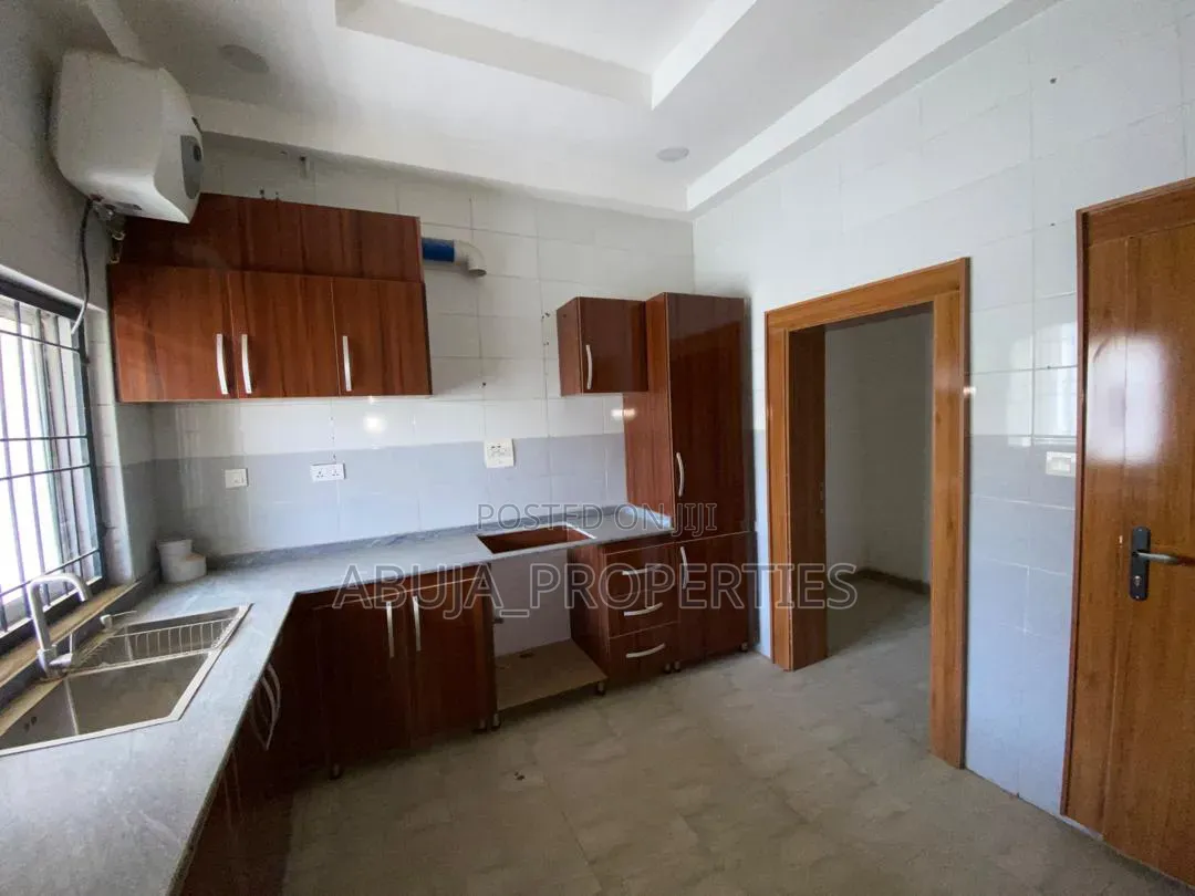 3bdrm Apartment in Jahi for rent