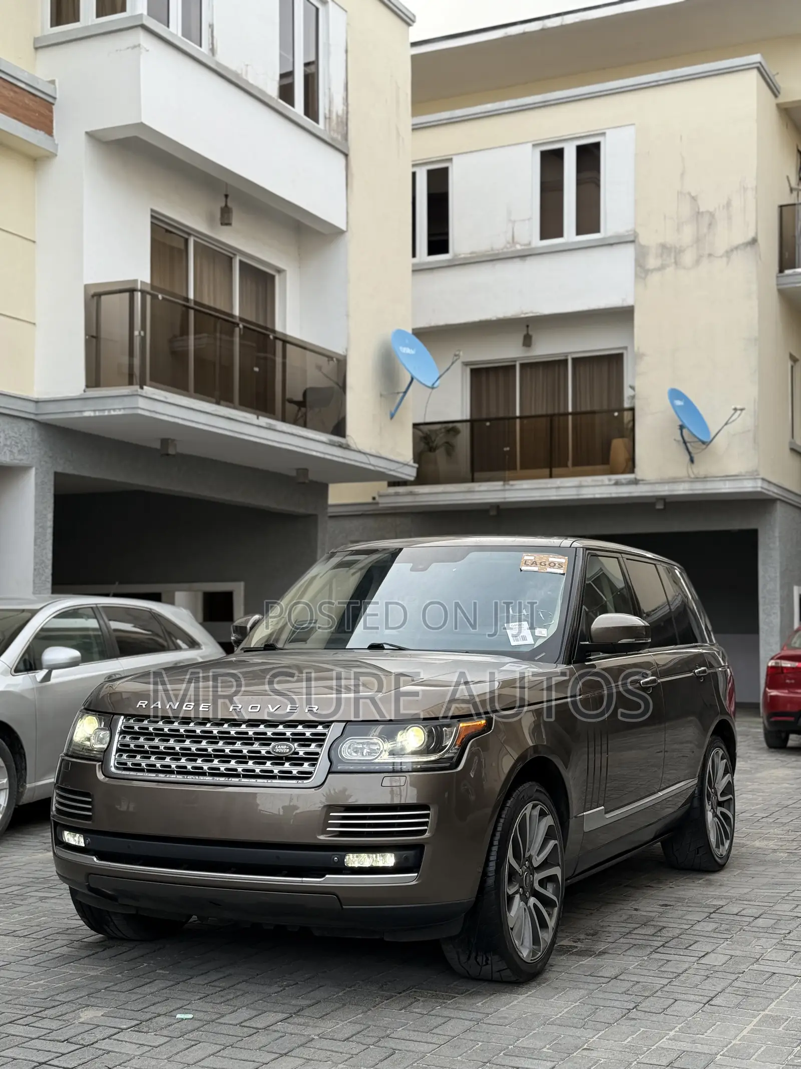 Land Rover Range Rover Vogue 2014 Gold