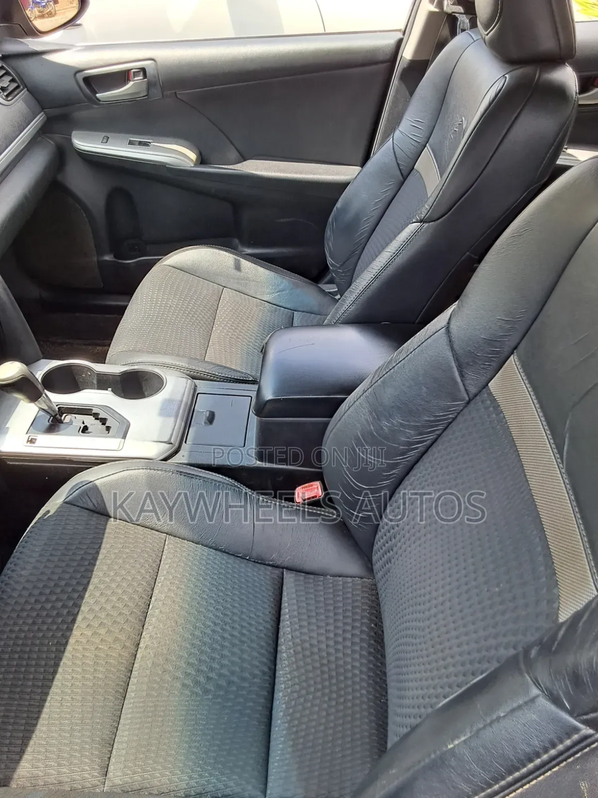 Toyota Camry SE 4dr Sedan (2.5L 4cyl 6A) 2013 Black
