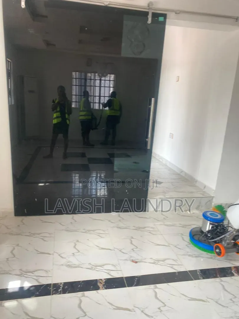 Efficient House Cleaning Services for Families