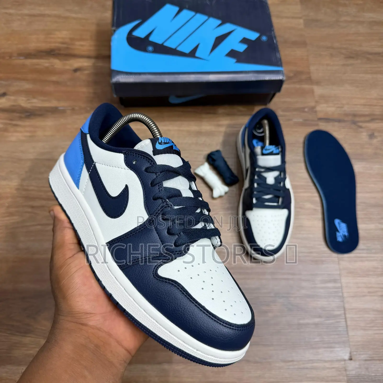 Air Jordan 1 Retro Low Og Obsidian Unc SNKS Size