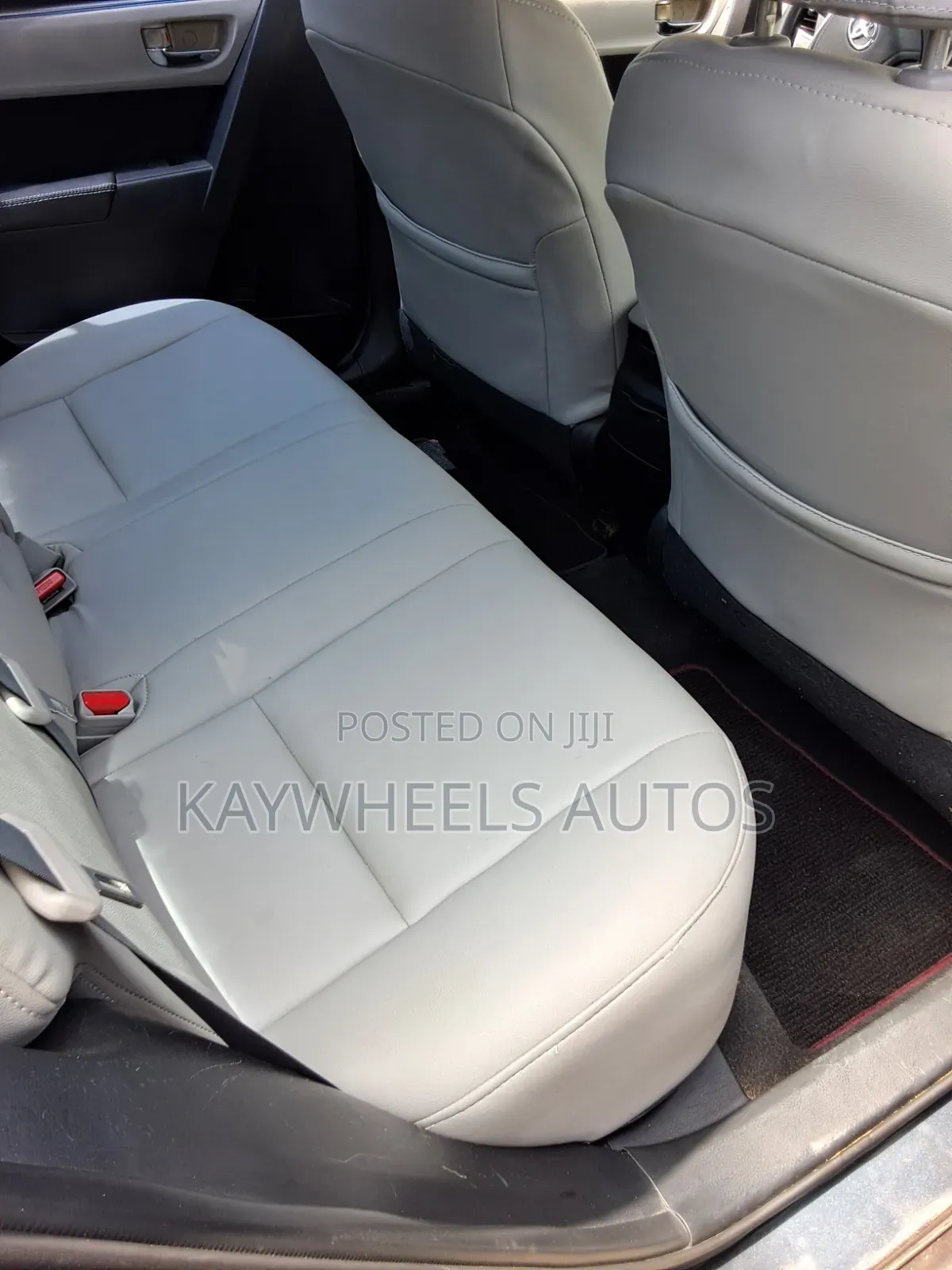 Toyota Corolla LE Eco Plus 4dr Sedan (1.8L 4cyl CVT) 2015 Gray