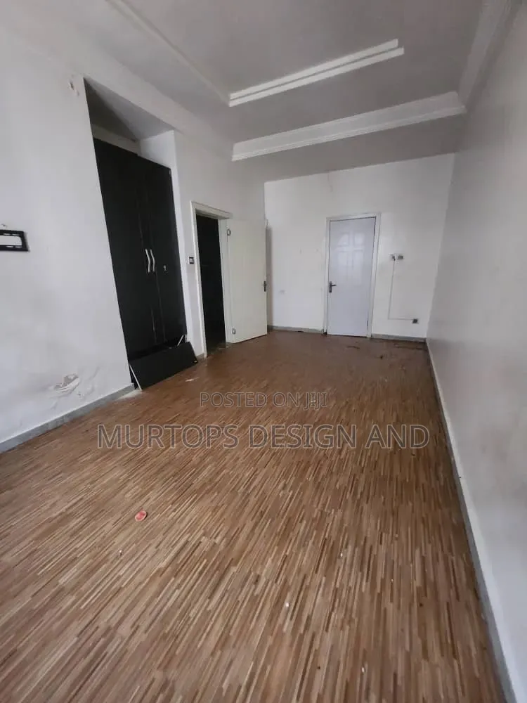 Studio Apartment in Van Daniel, Lekki Phase 2 for rent