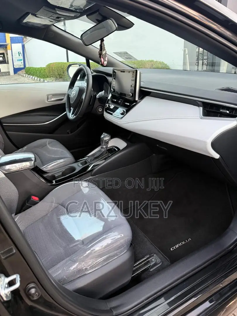 Toyota Corolla SE 2021 Black
