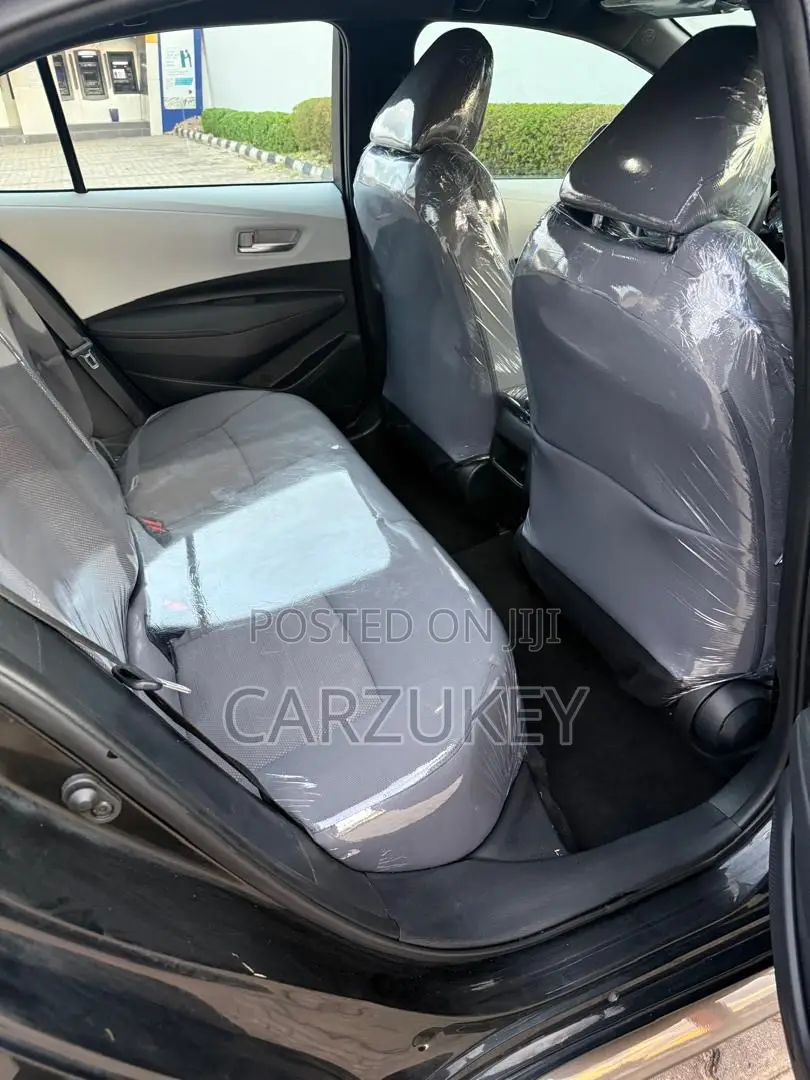 Toyota Corolla SE 2021 Black