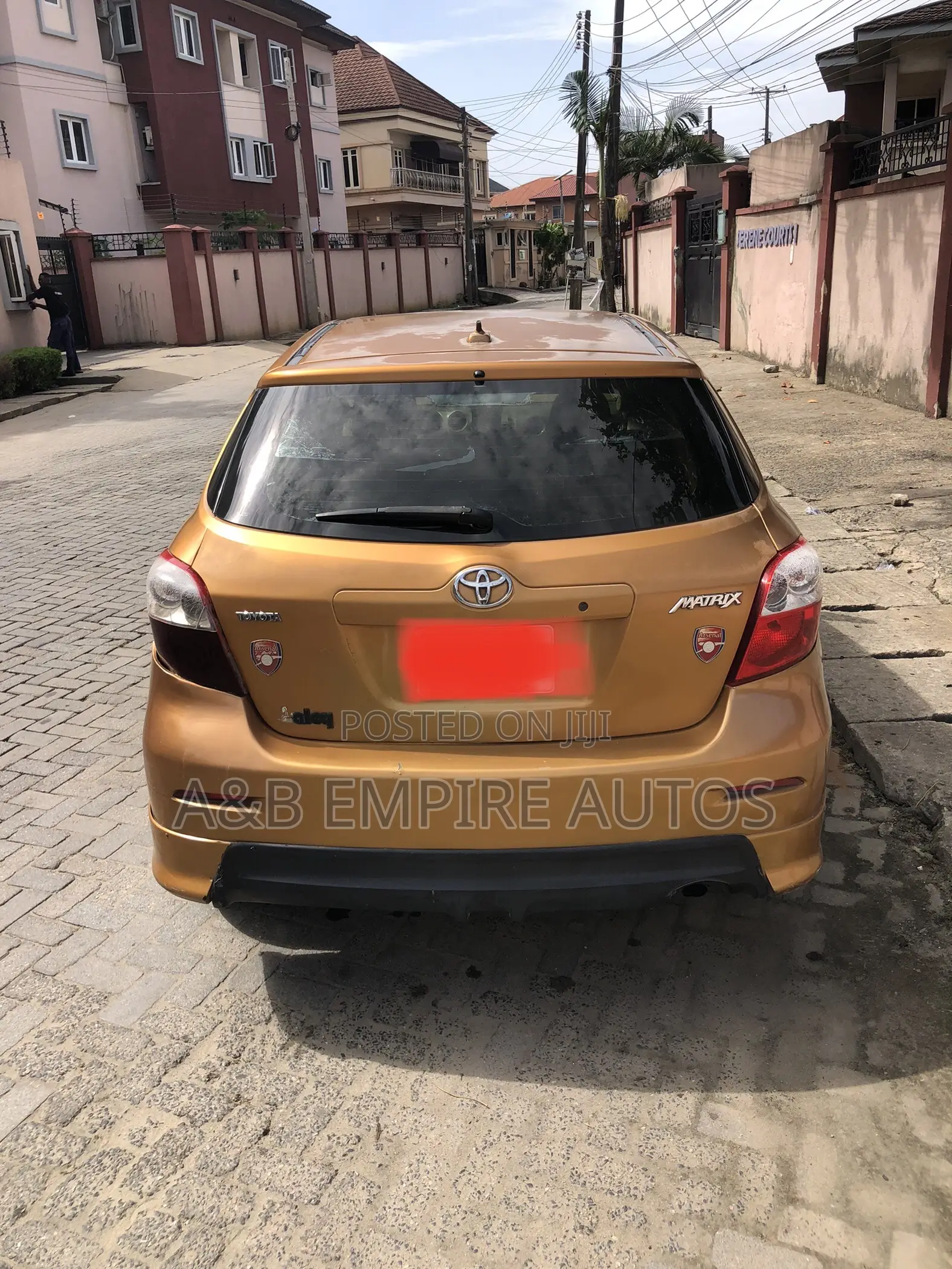 Toyota Matrix 2010 Yellow