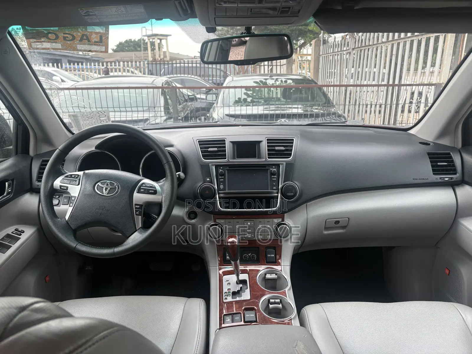 Toyota Highlander Limited 3.5l 4WD 2013 Black