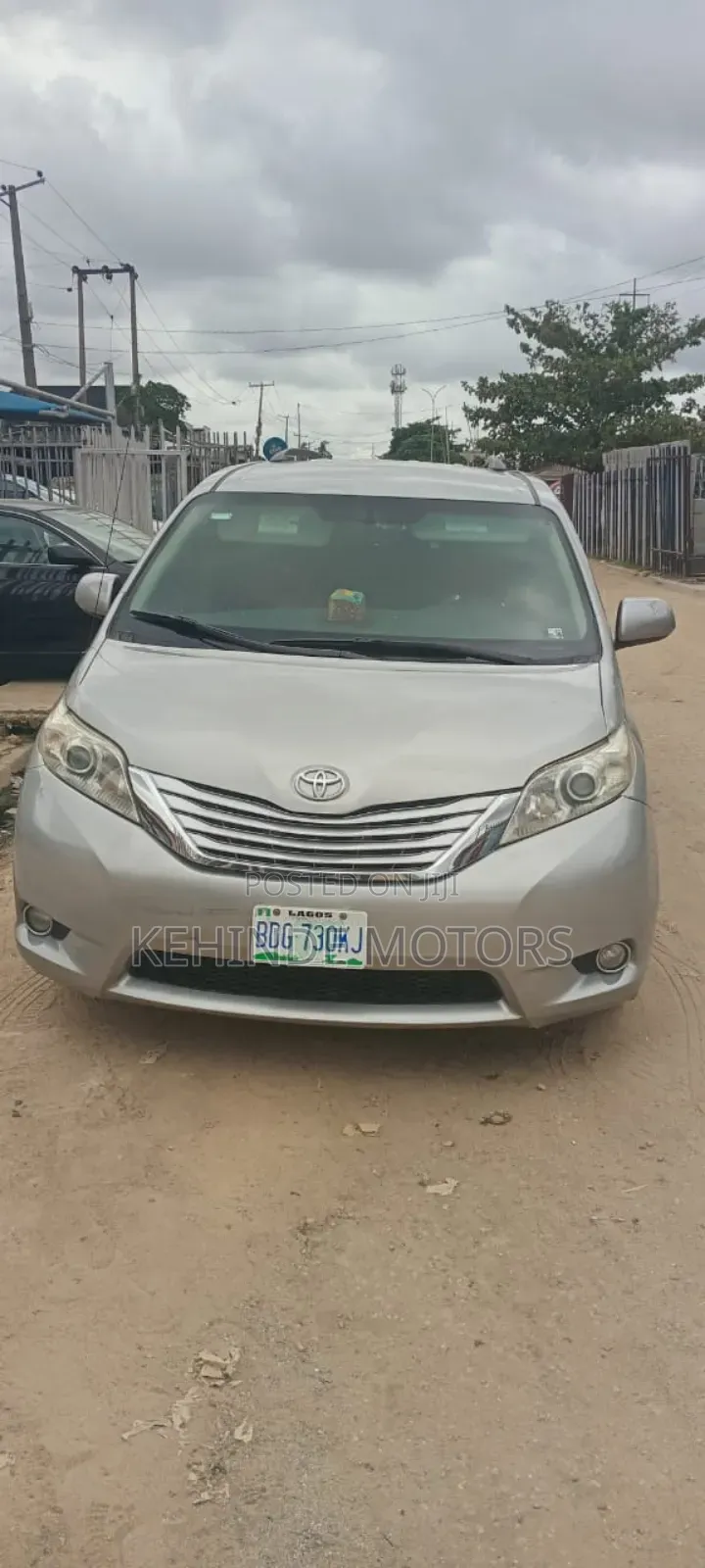 Toyota Sienna LE 7 Passenger 2011 Gray