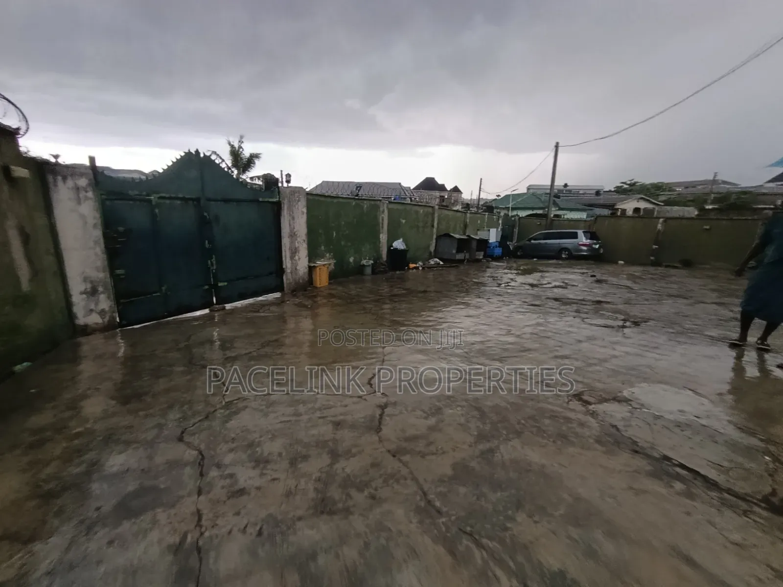 12bdrm Block of Flats in Abule Egba for sale