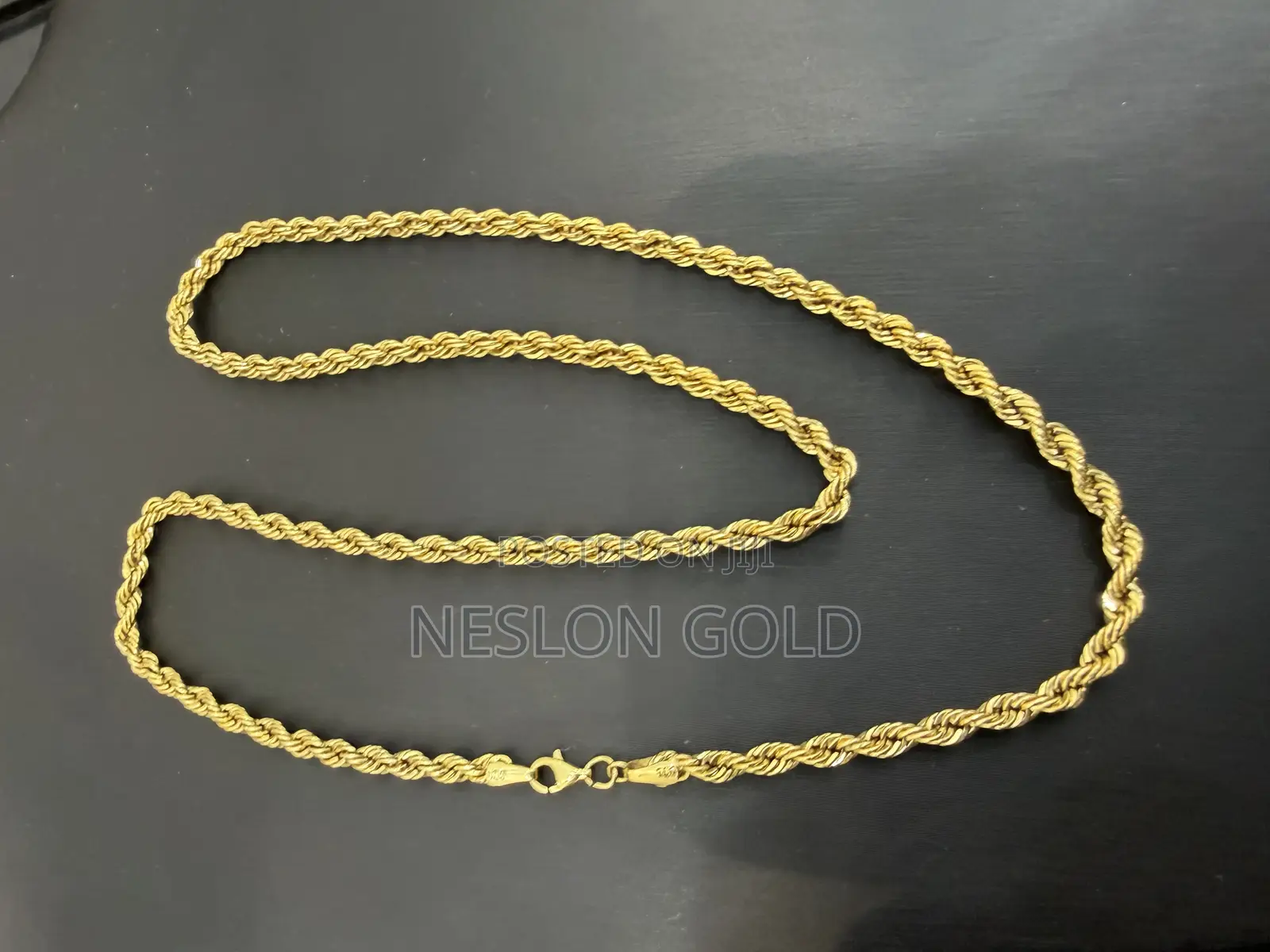 Pure Italy 750 Tested 18karat Twisted Design Necklace