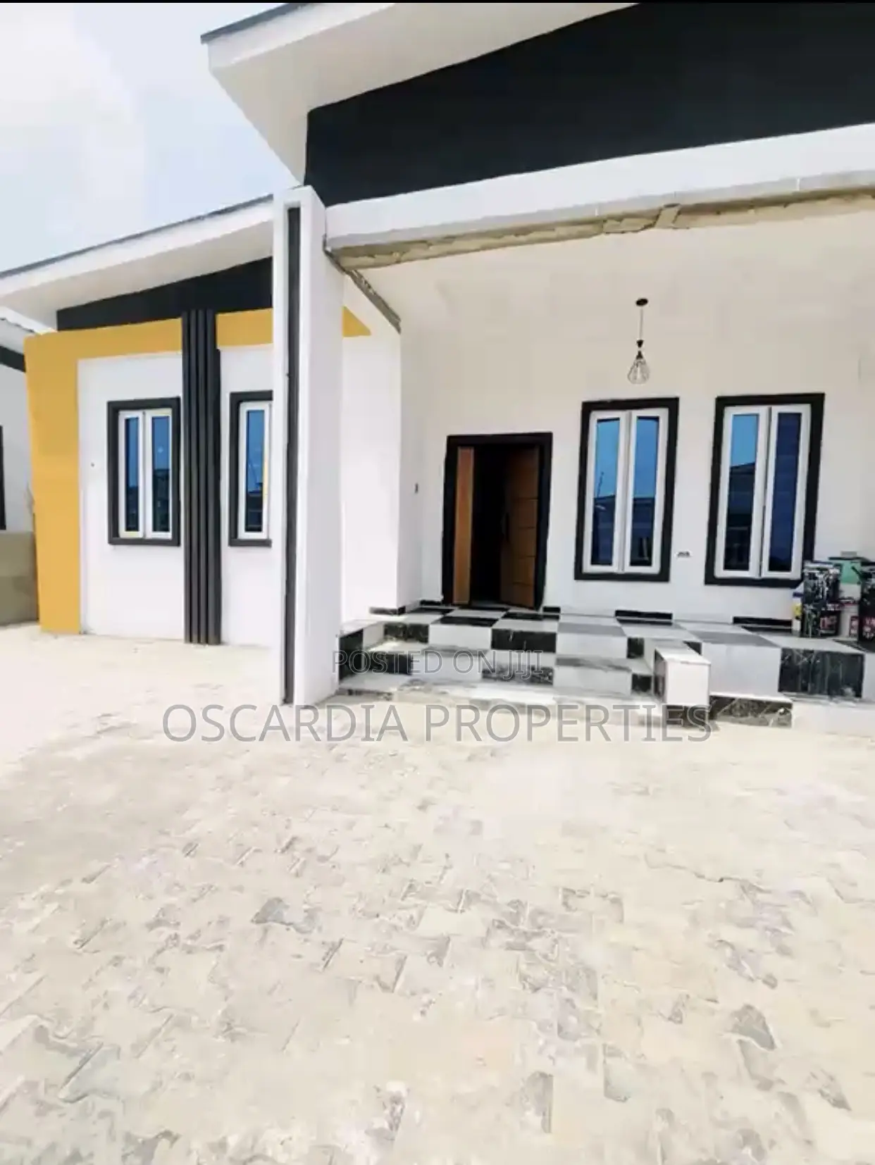 3bdrm Bungalow in Awoyaya for sale