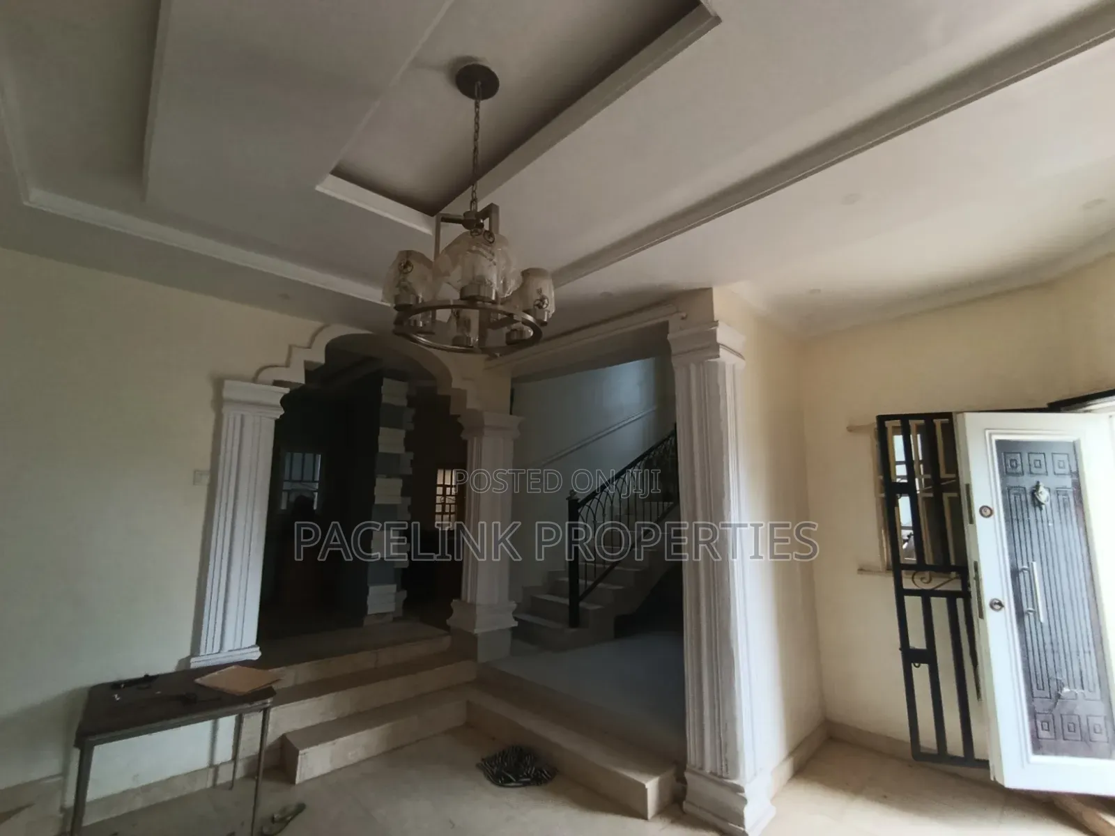 5bdrm Duplex in Iyana Ipaja for sale