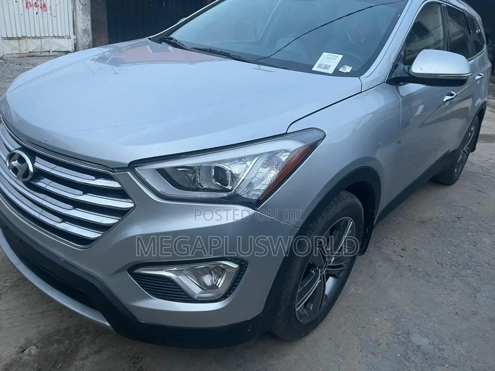 Hyundai Santa Fe Limited 4dr SUV (3.3L 6cyl 6A) 2015 Silver