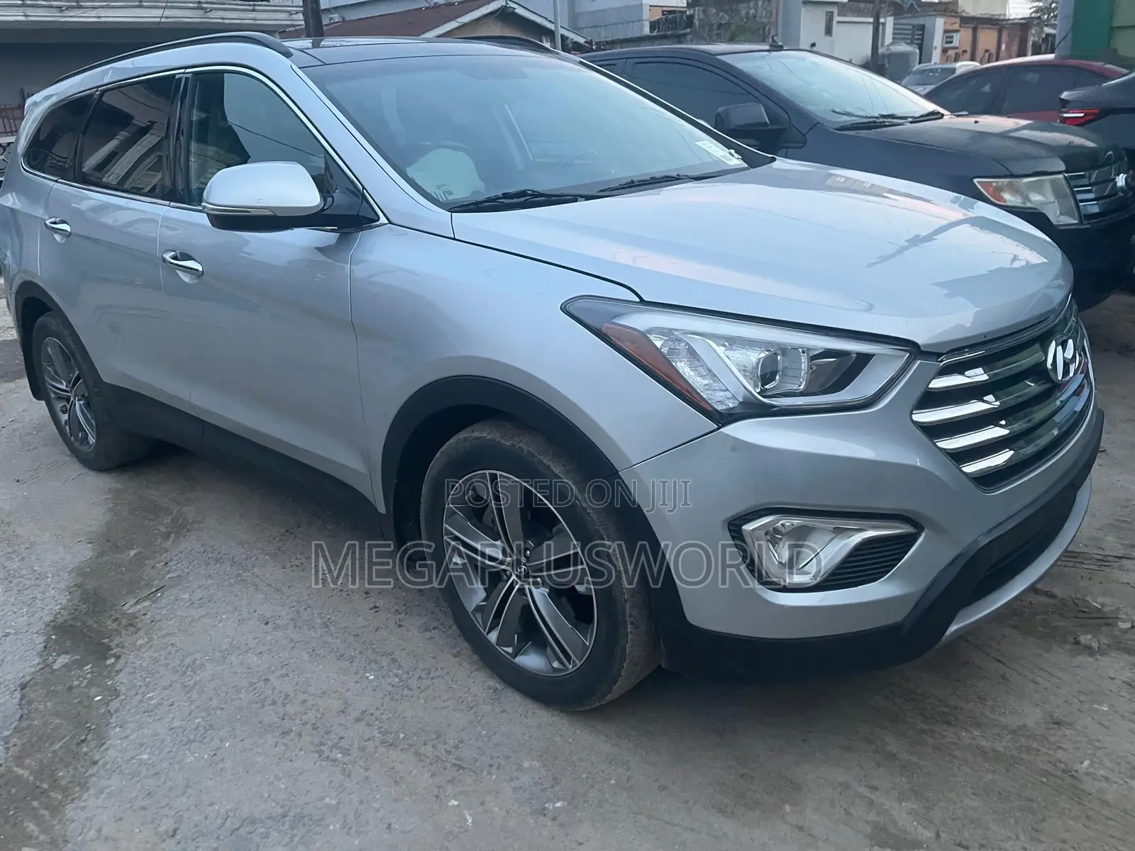 Hyundai Santa Fe Limited 4dr SUV (3.3L 6cyl 6A) 2015 Silver
