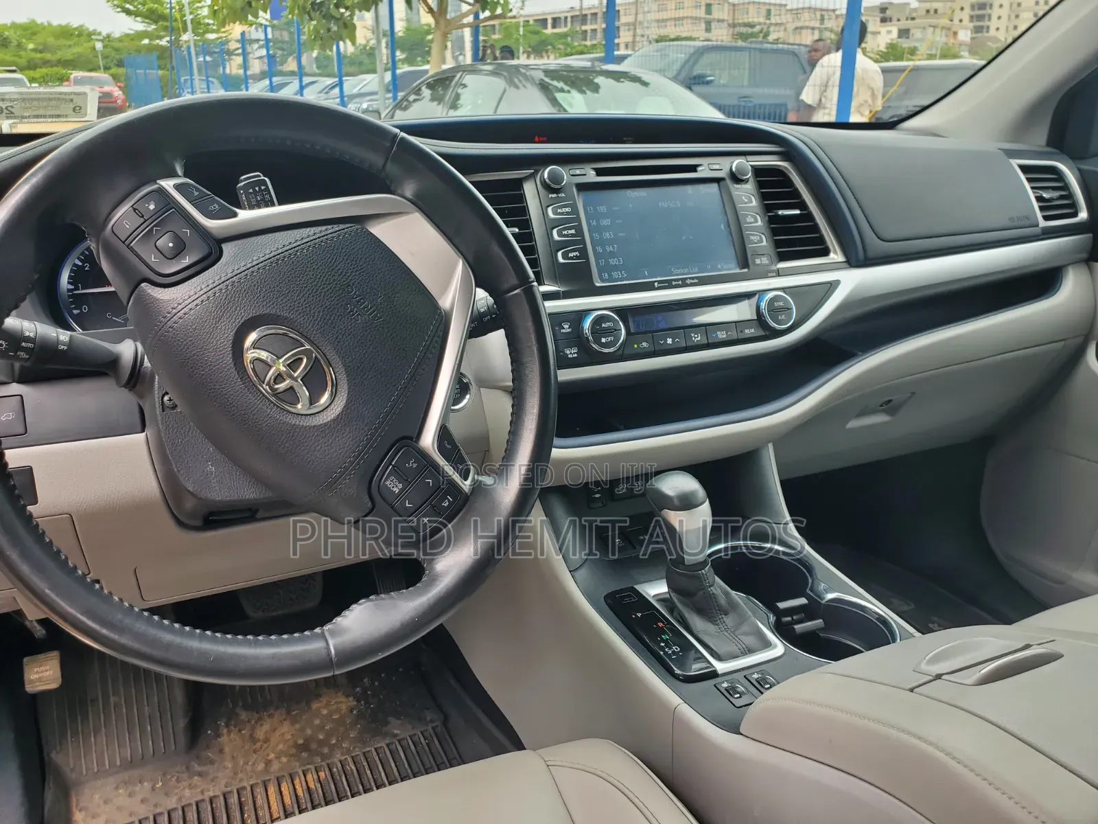 Toyota Highlander 2017 Silver