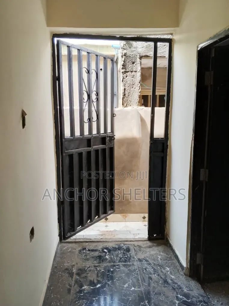 2bdrm Bungalow in 1000 Unit Pegi Kuje for rent