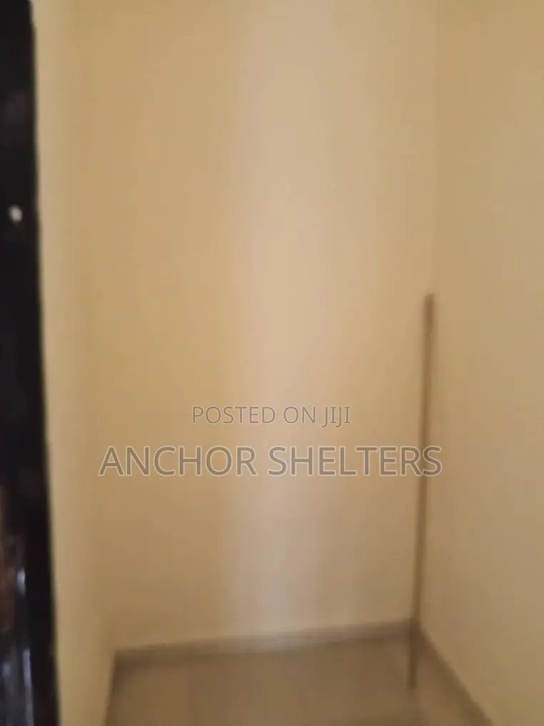 2bdrm Bungalow in 1000 Unit Pegi Kuje for rent