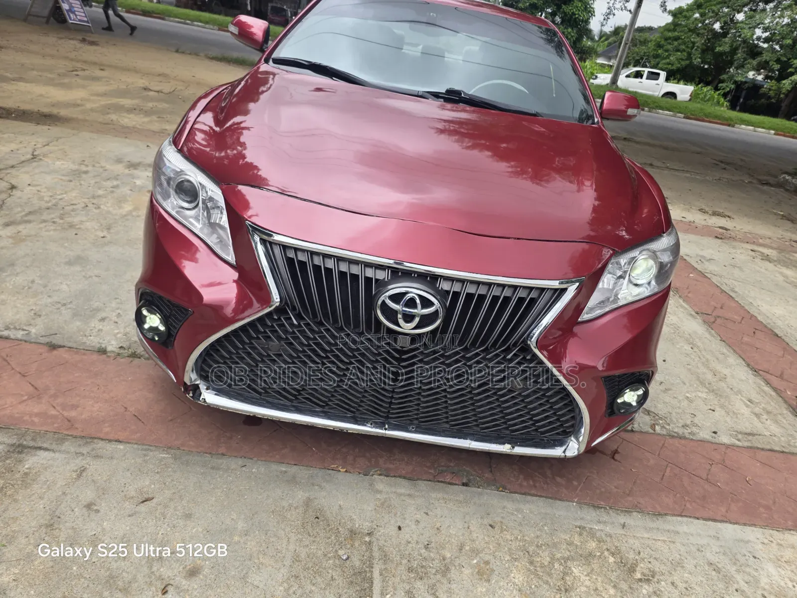 Toyota Camry XLE 4dr Sedan (2.5L 4cyl 6AM) 2010 Red