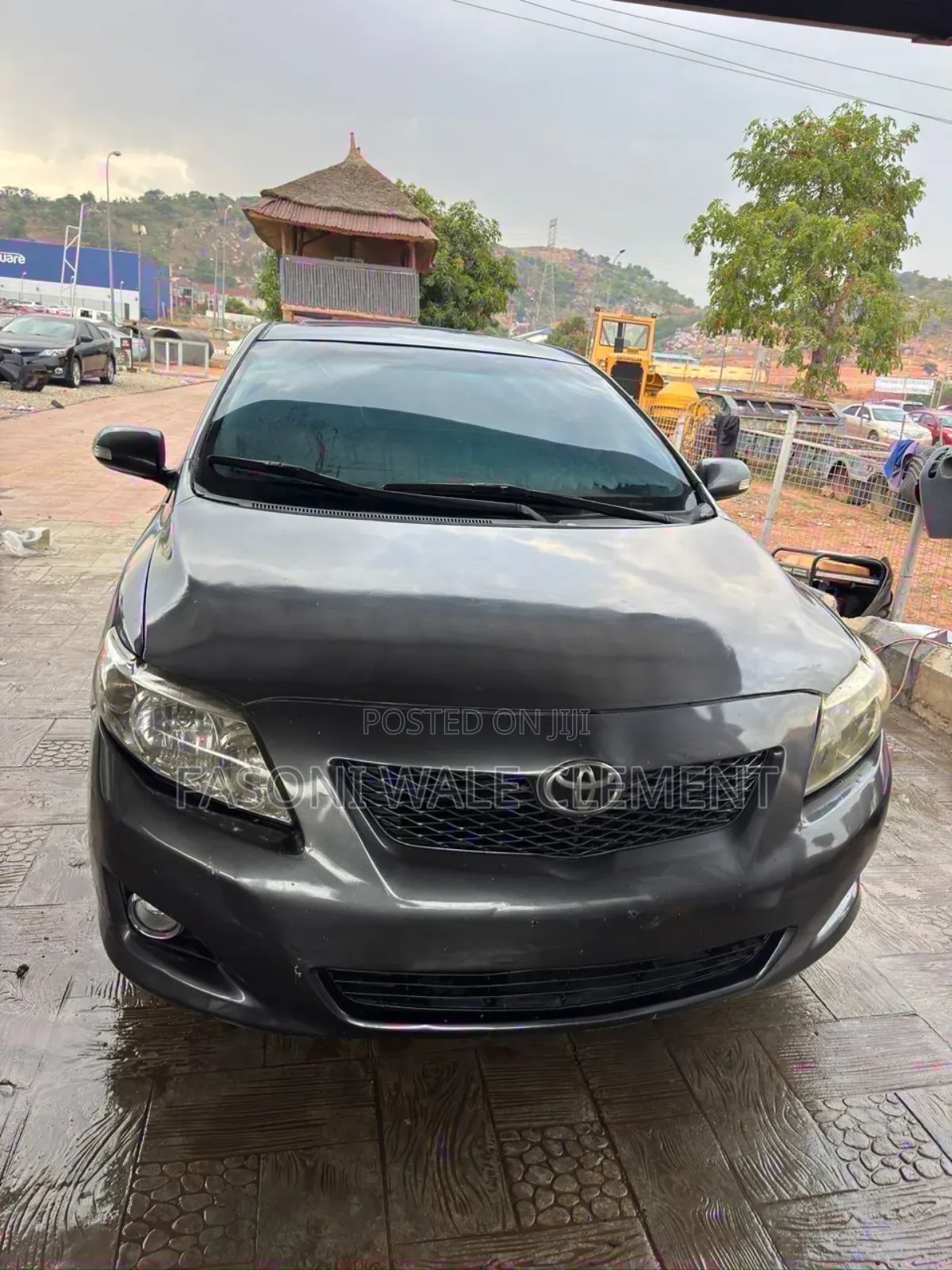 Toyota Corolla LE 4dr Sedan (1.8L 4cyl 4A) 2010 Gray